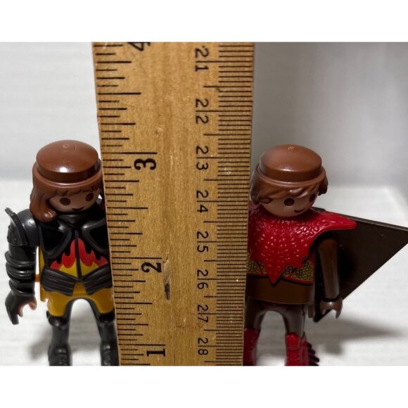 Playmobil Lot Of 2 Knight & Red Dragon Figures With Accessories - Picture 11 of 11